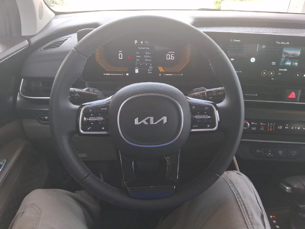 Used 2026  Kia LXS image 8