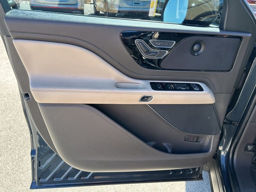 2022 Lincoln Aviator Reserve - Photo 16