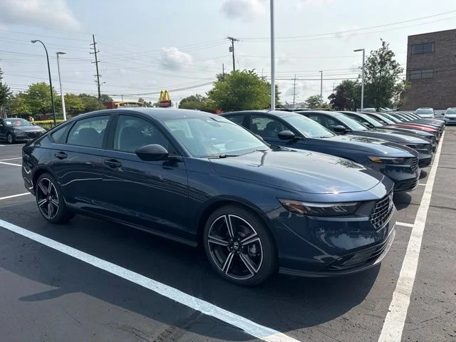 New 2026 Canyon River Blue Metallic Honda SE image 3