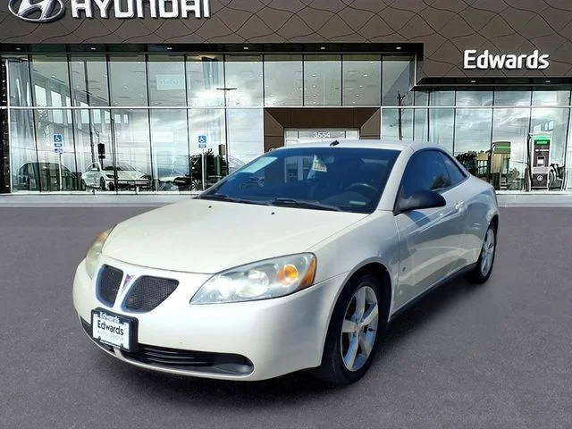 Used 2009 White Pontiac GT image 1