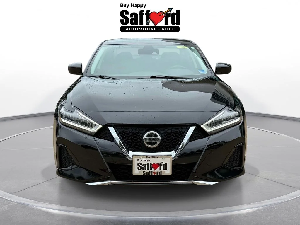 Used 2020 Black Nissan 3.5 S image 7
