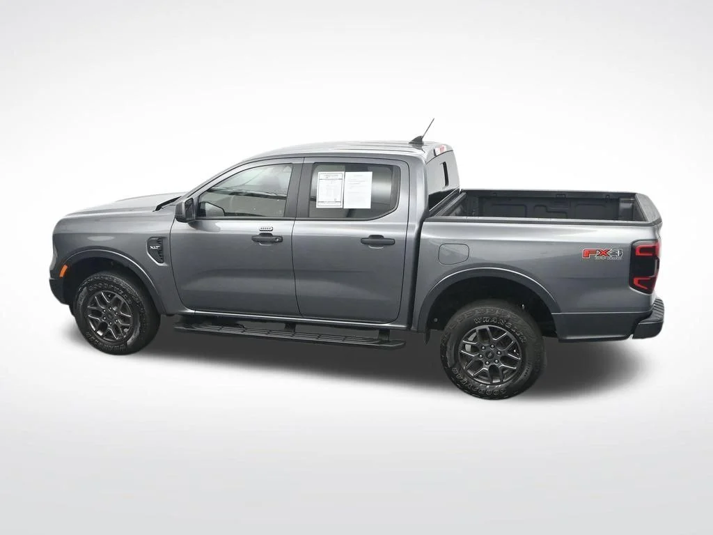 Used 2024 Gray Metallic Ford XLT image 35