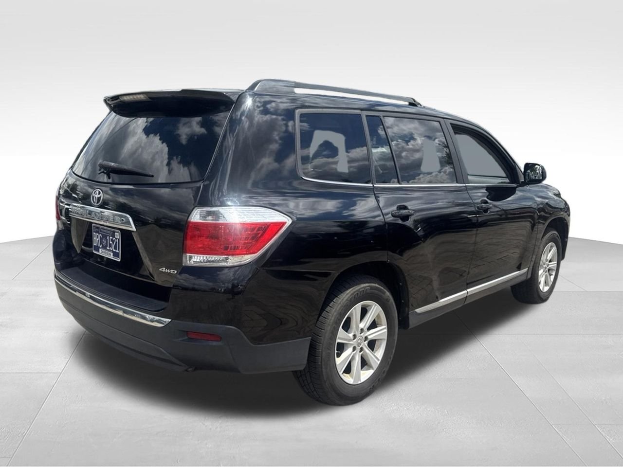 Used 2013 Black Toyota SE image 4