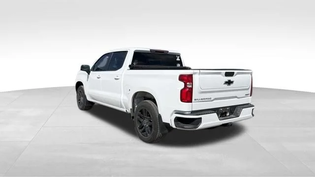 Used 2023 White Chevrolet RST image 6