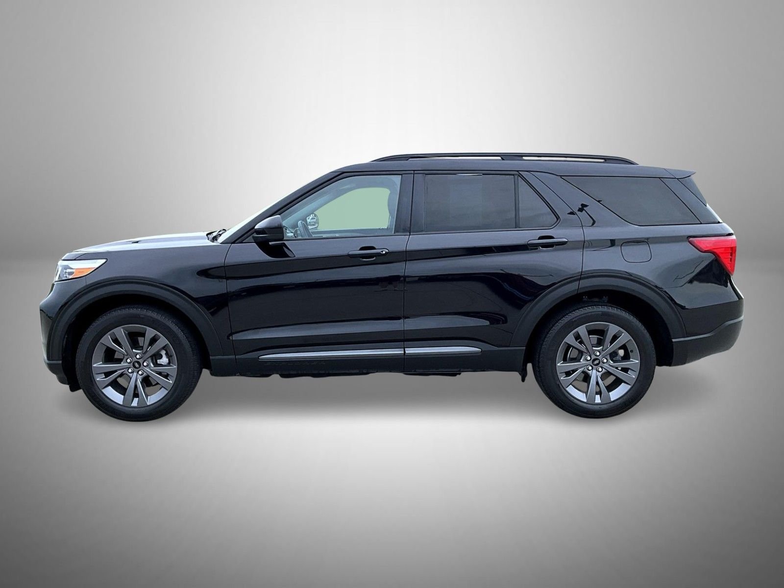 Used 2023 Black Ford XLT image 8