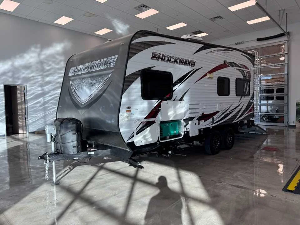 Used 2015  FOREST RIVER  image 23