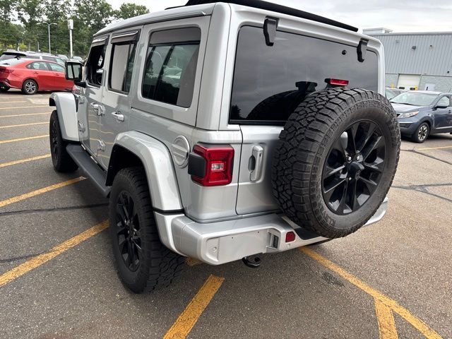 Used 2022 Silver Jeep Unlimited Sahara High Altitude image 7