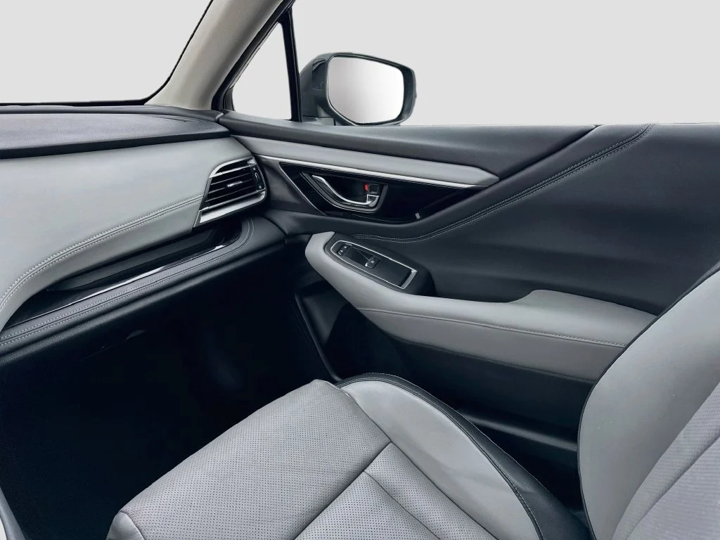 Used 2022 Blue Subaru Limited image 29