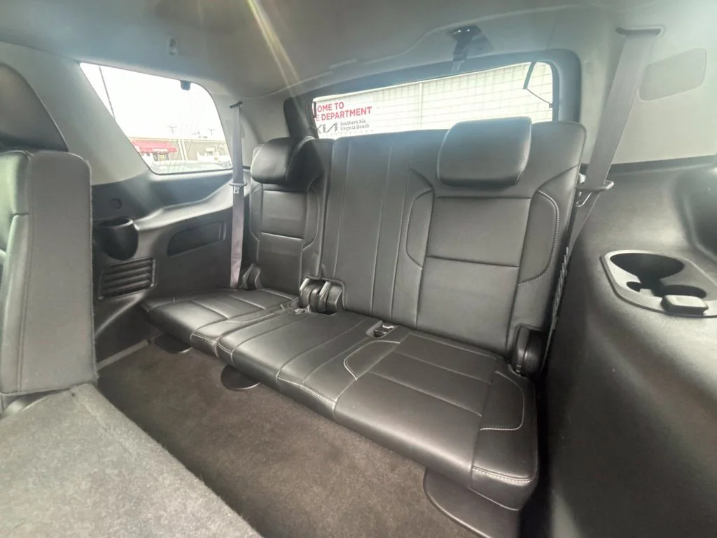 Used 2017 Black GMC SLT image 19