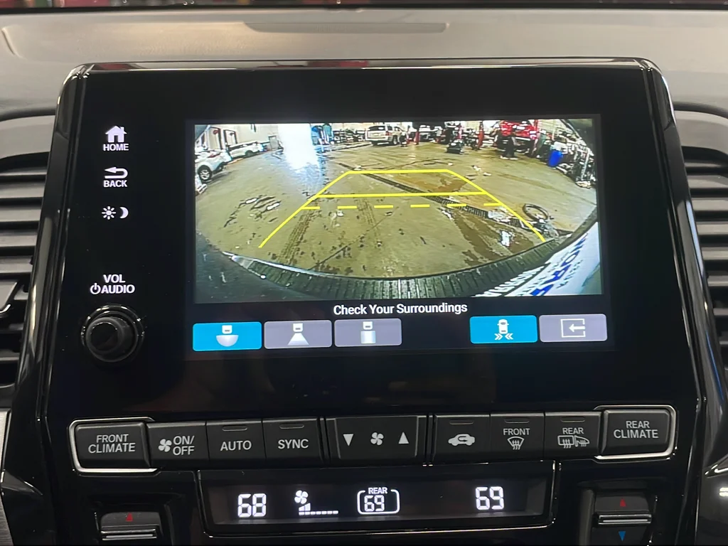 Used 2019 Gray Honda Touring image 10