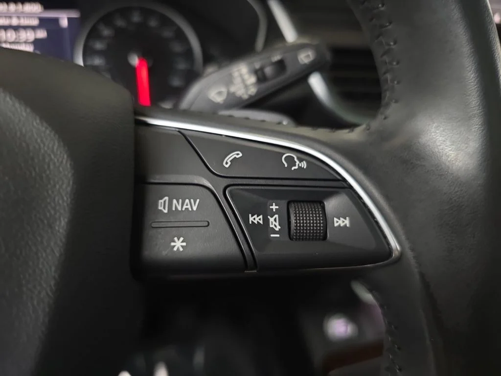 Used 2018 Moonlight Blue Metallic Audi 2.0T Premium image 21
