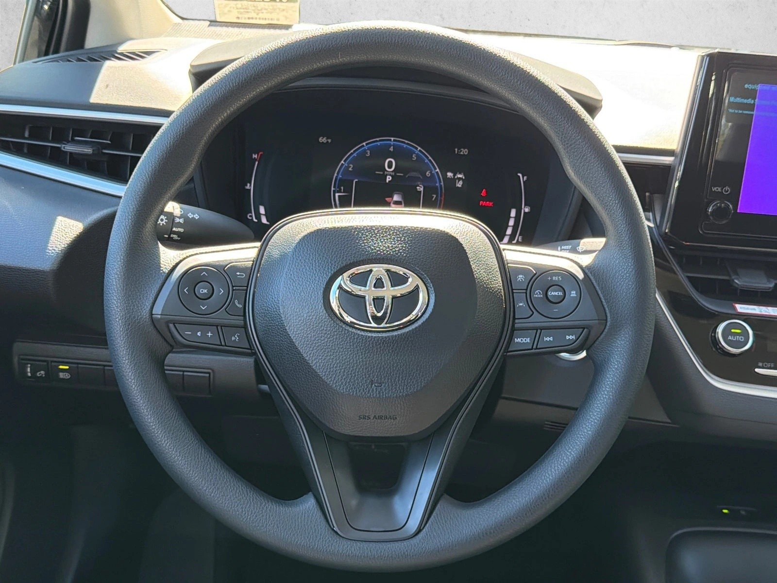 New 2027 Inked Toyota LE image 23