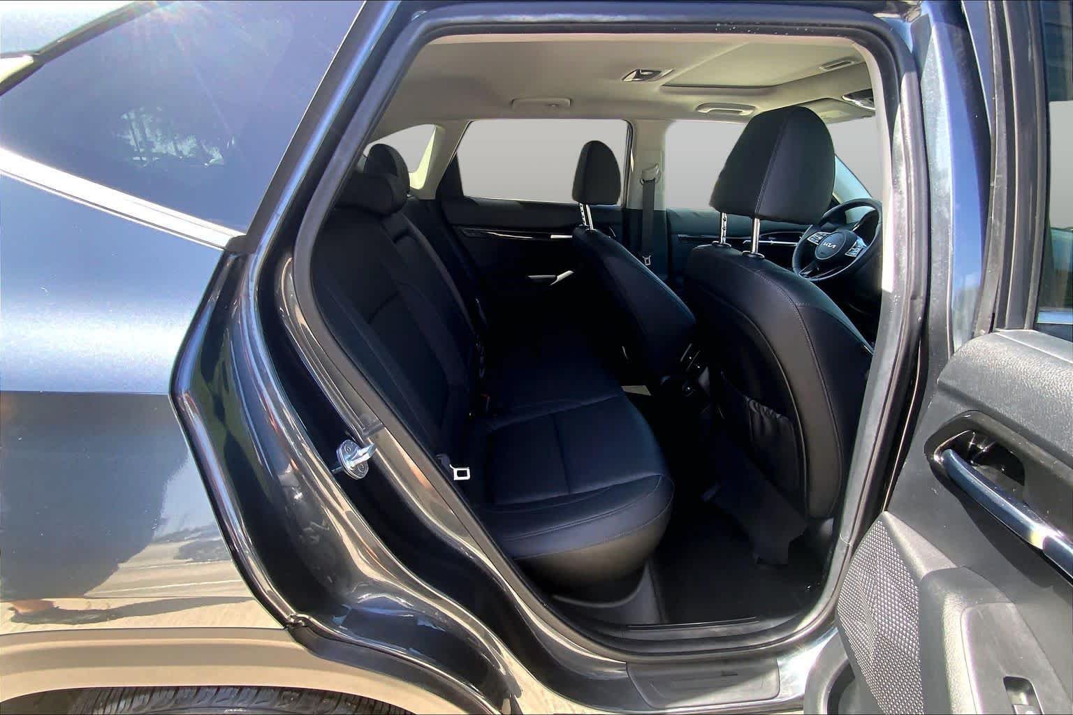 Used 2023 GRAY Kia EX image 18
