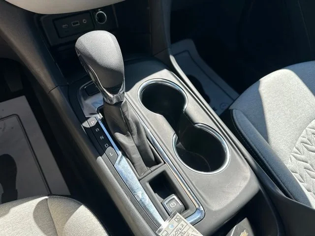 Used 2024 White Chevrolet LS image 23