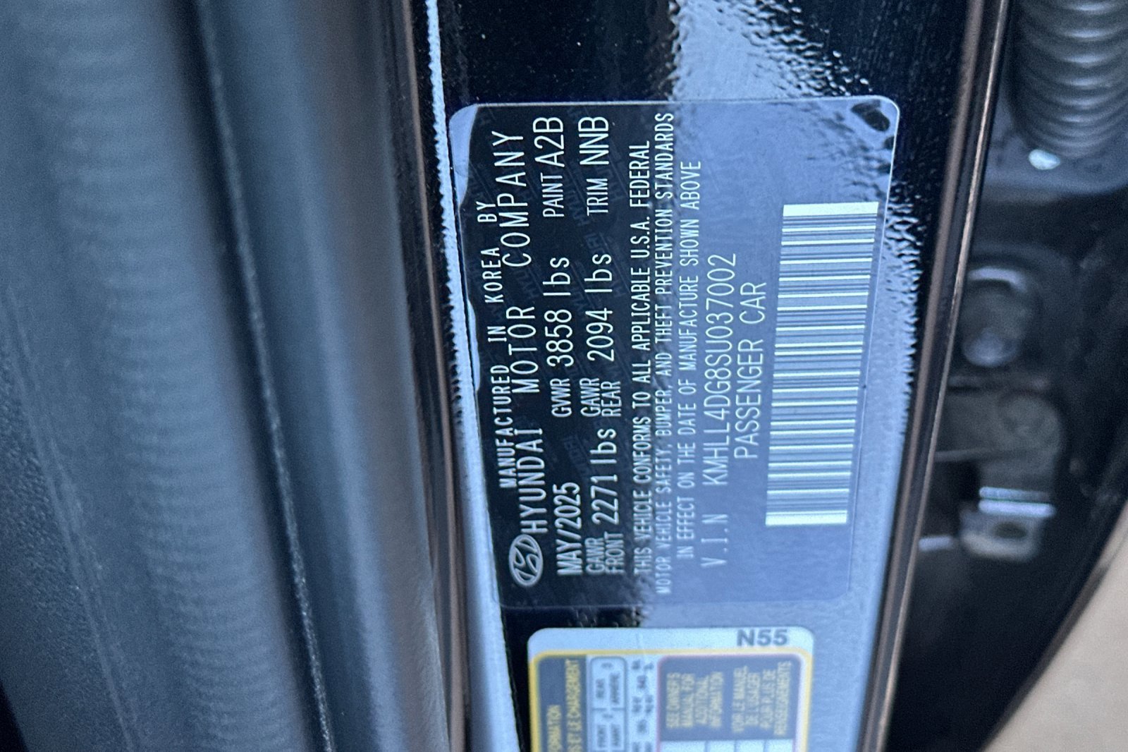 Certified Used 2025 Abyss Black Hyundai SE image 25