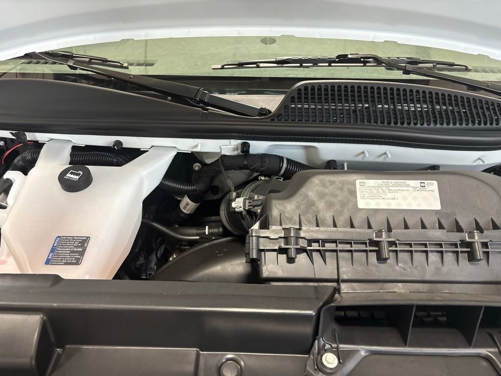 2025 Chevrolet Express Cargo Work Van - Photo 16