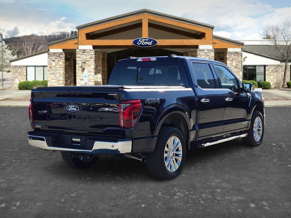 Used 2025 Blue Metallic Ford LARIAT image 5