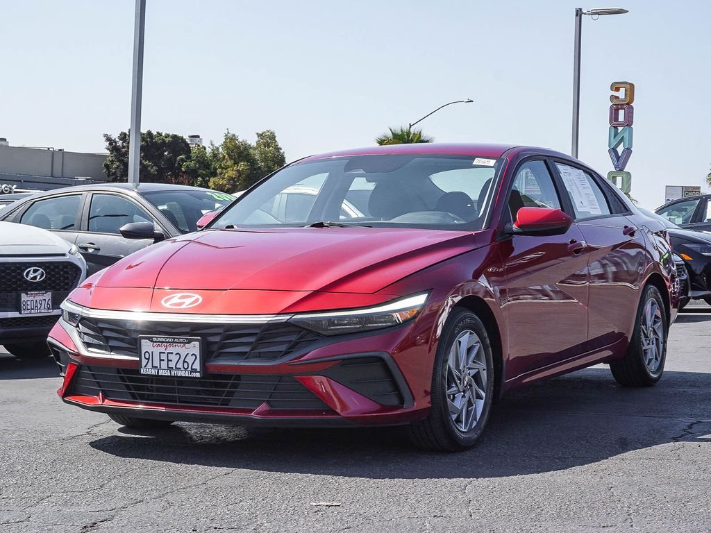 Used 2024 Red Hyundai Blue image 3
