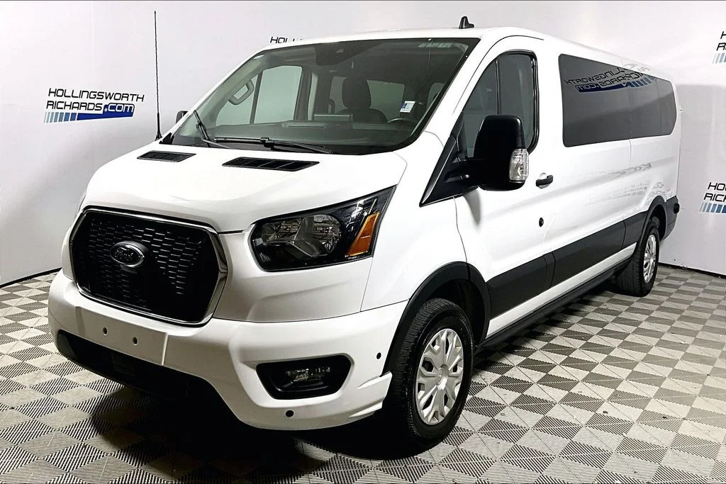 2024 Ford Transit 350 XLT Low Roof Sliding Pass. 148's photo