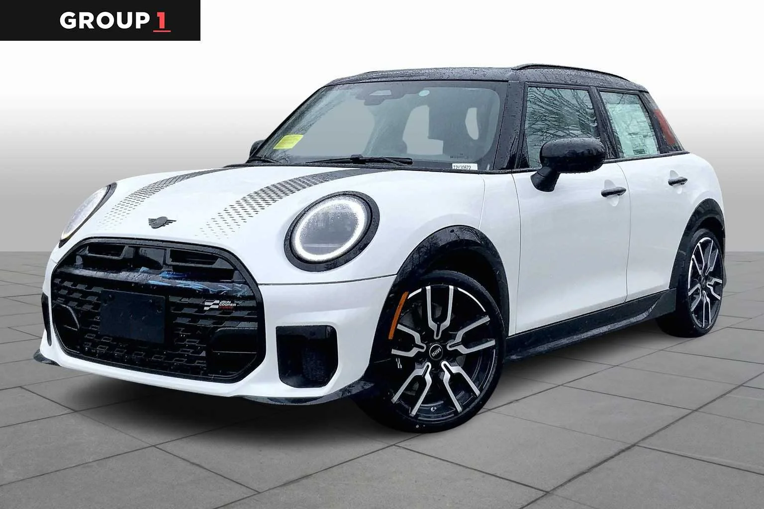 2026 MINI Hardtop Cooper S's photo