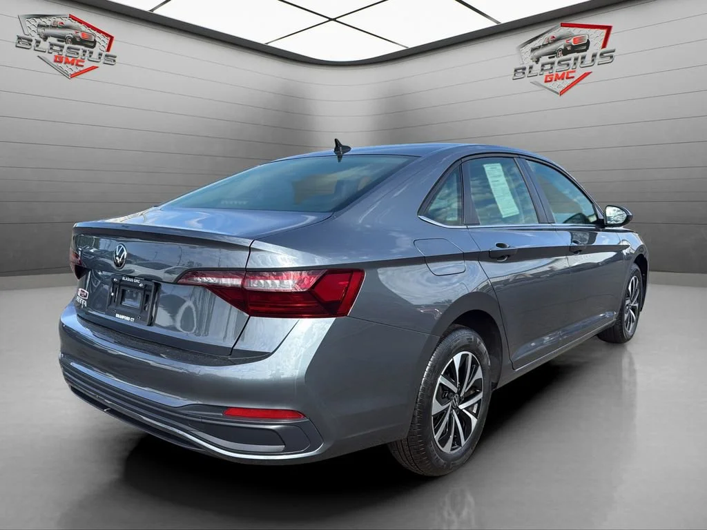 Used 2024 Gray Volkswagen S image 5