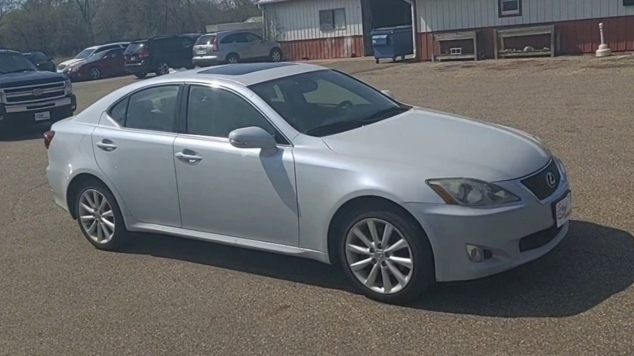 2010 Lexus IS 250 photo 3