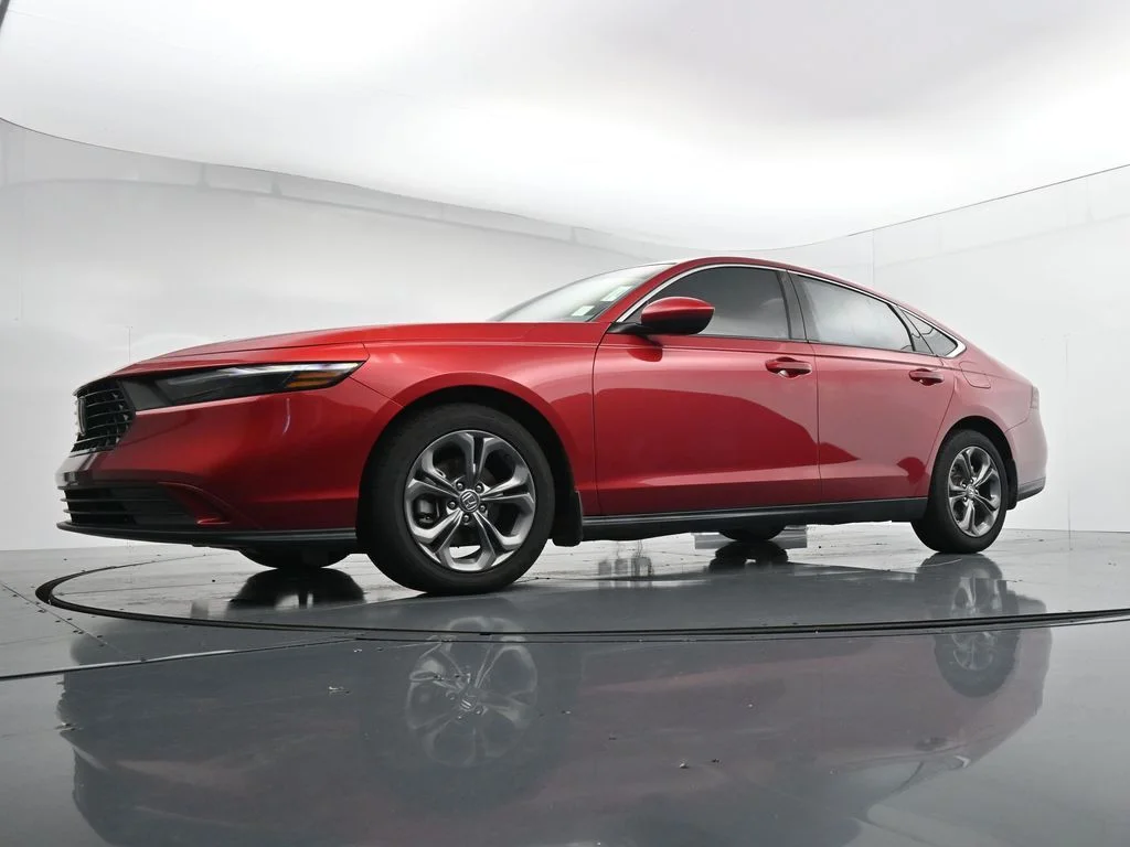 Used 2024  Honda EX image 33