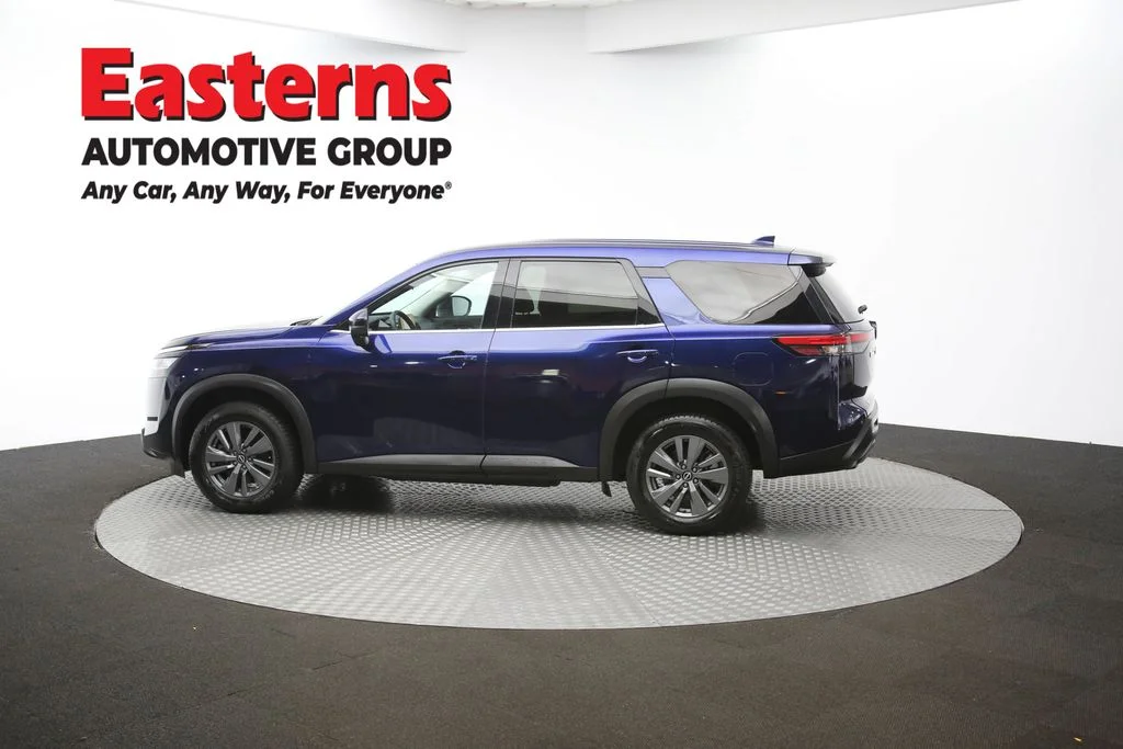 Used 2022 Blue Nissan S image 54