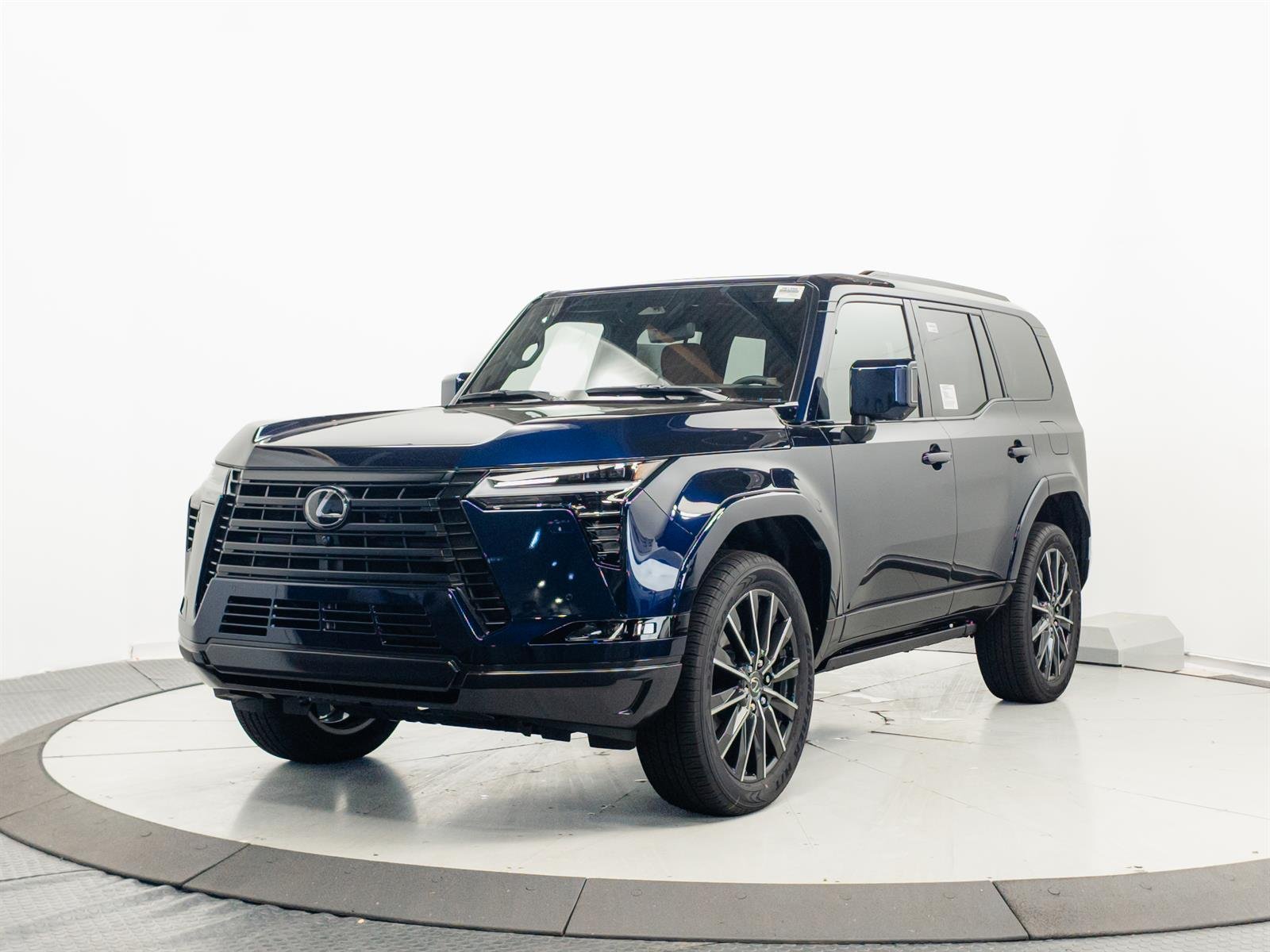 New 2026 Nightfall Mica Lexus  550 LUXURY+ image 3