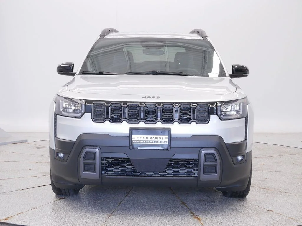New 2026 Silver Zynith Clearcoat Jeep Limited image 9