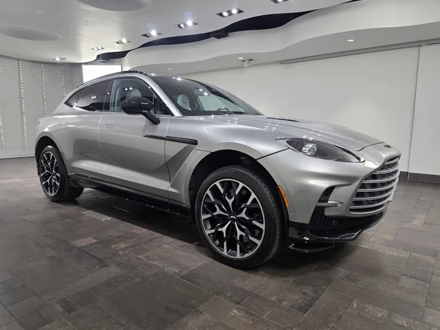 2023 Aston Martin DBX 707