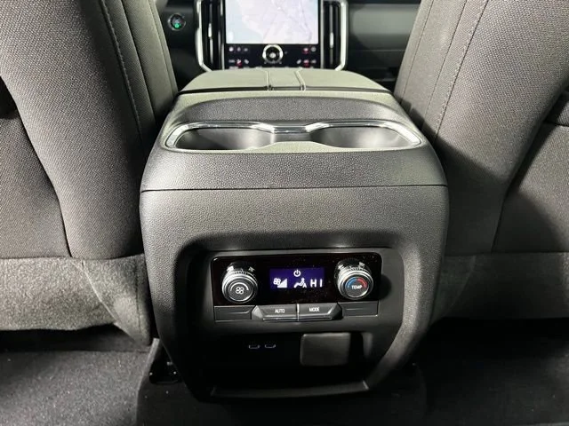 2026 GMC Acadia Elevation - Photo 38