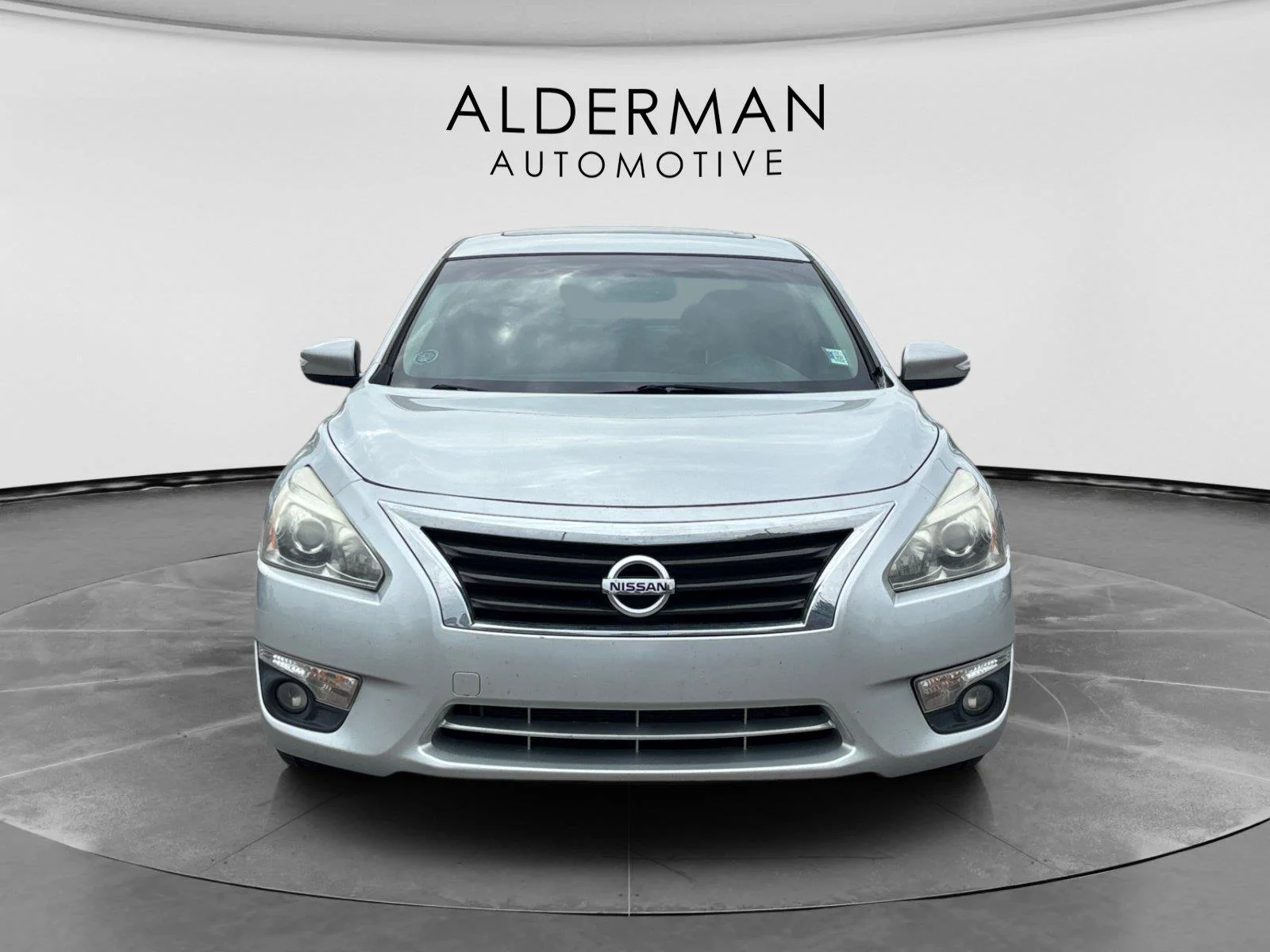 Used 2015 Brilliant Silver Nissan 3.5 SL image 8