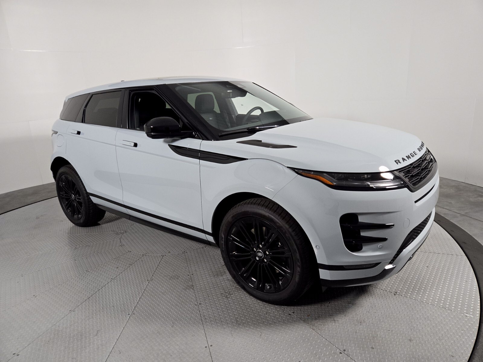 New 2026 Arroios Grey Land Rover Hoxton image 16