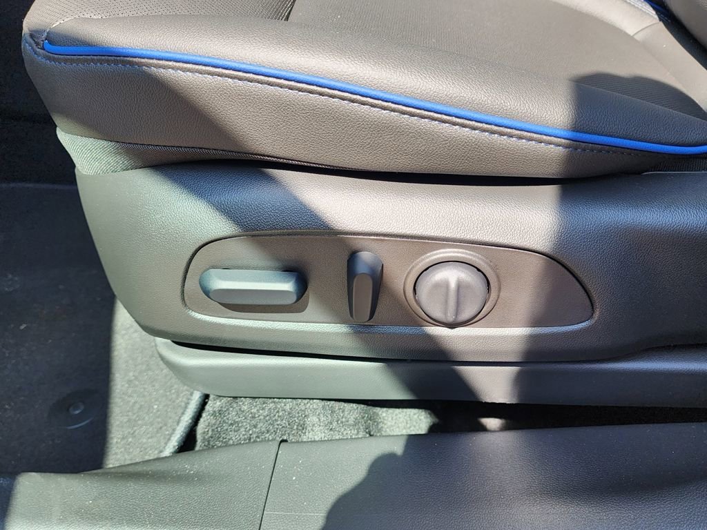 2026 Buick Encore GX Sport Touring - Photo 17