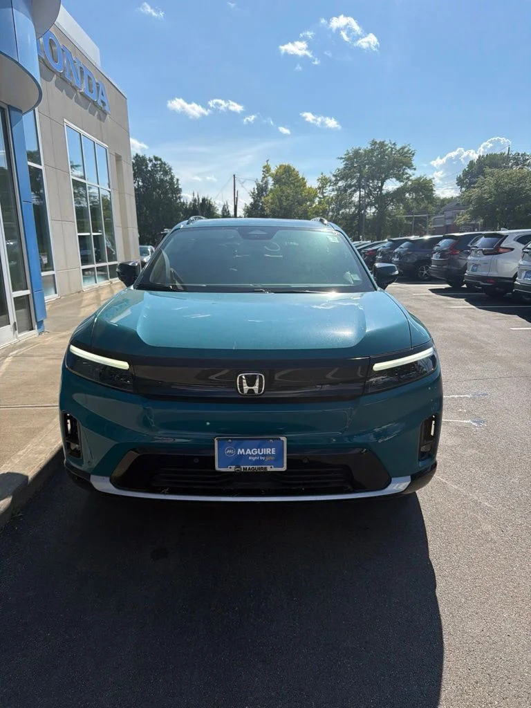 New 2026 North Shore Pearl Honda AWD Touring image 2