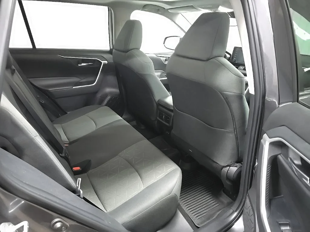 Used 2022 Gray Toyota XLE image 18