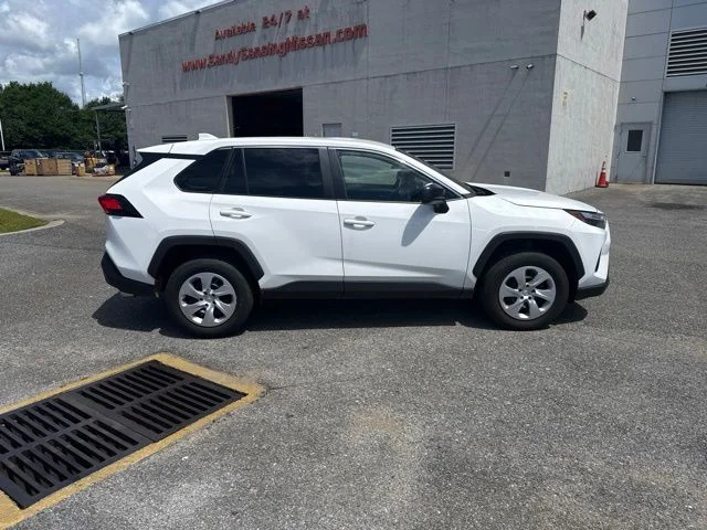 Used 2025 White Toyota LE image 4