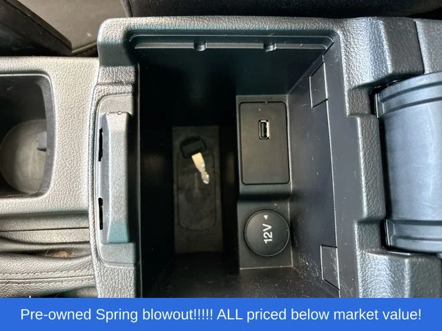 Used 2018 White Ford SE image 26