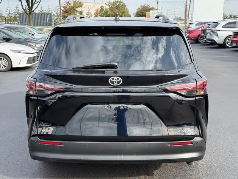 Used 2026 Black Toyota XLE Autono-MaaS image 4