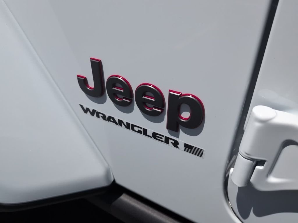 New 2026 Bright White Clearcoat Jeep Rubicon image 9