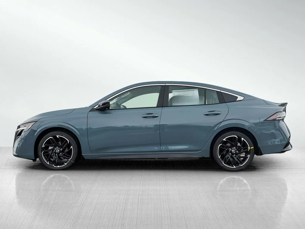New 2026 Atlantic Gray Metallic Nissan SR image 4
