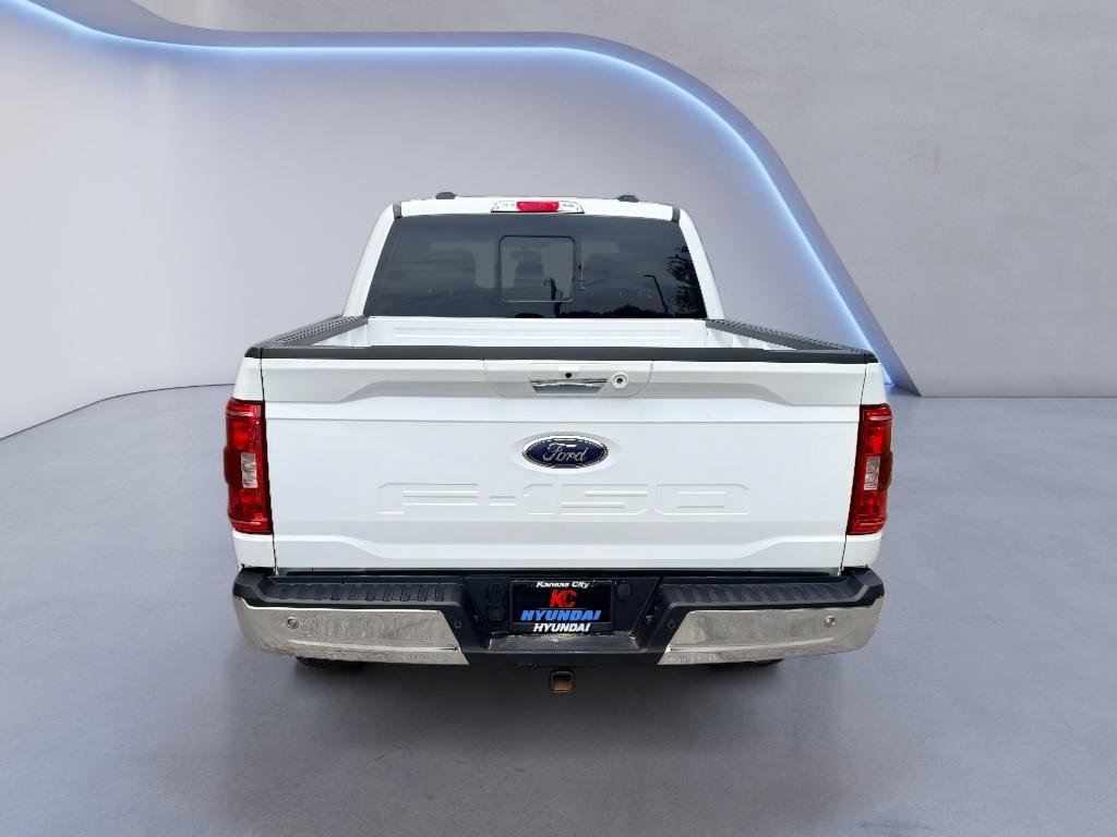Used 2022 Oxford White Ford XLT image 6