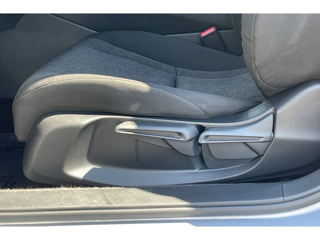 Used 2024 Solar Silver Metallic Honda LX image 13