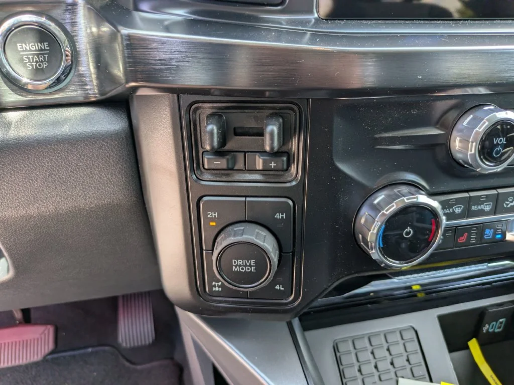New 2026 Argon Blue Metallic Ford F-250® Lariat® image 31