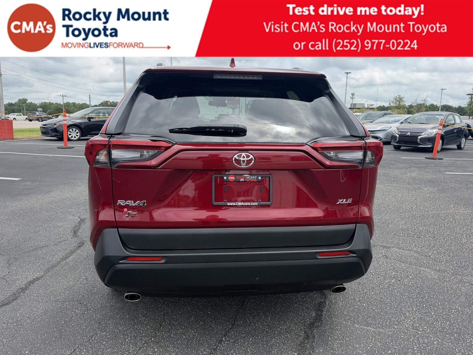 Used 2023 Ruby Flare Pearl Toyota XLE Premium image 6
