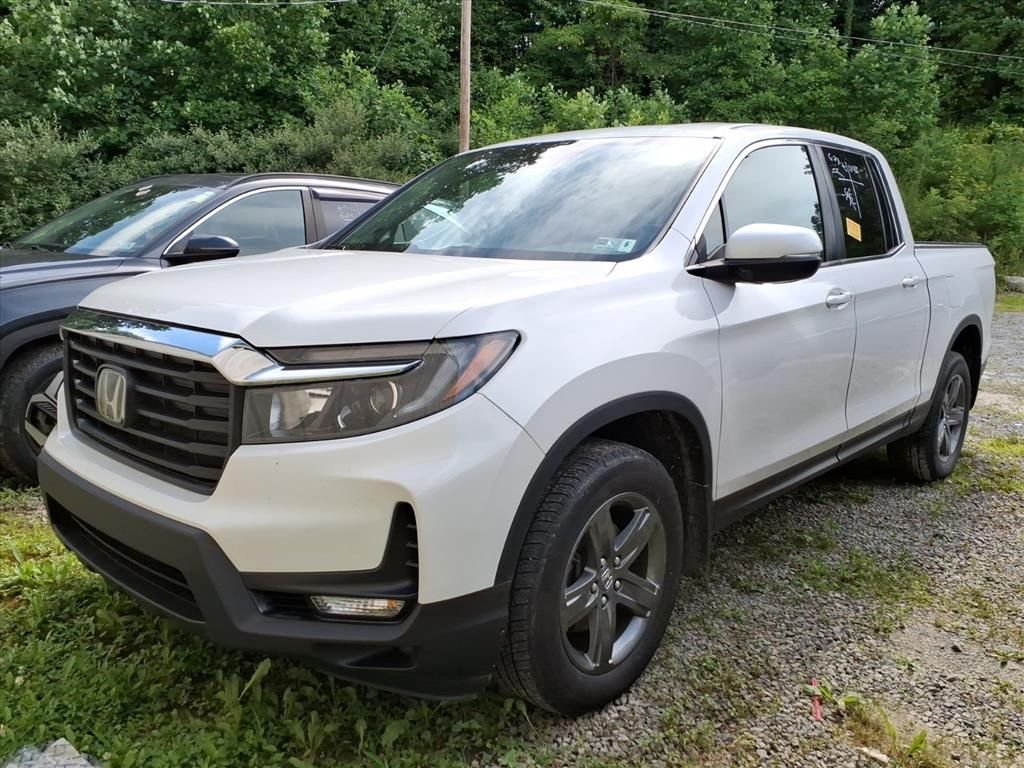 Used 2023 White Honda RTL image 2