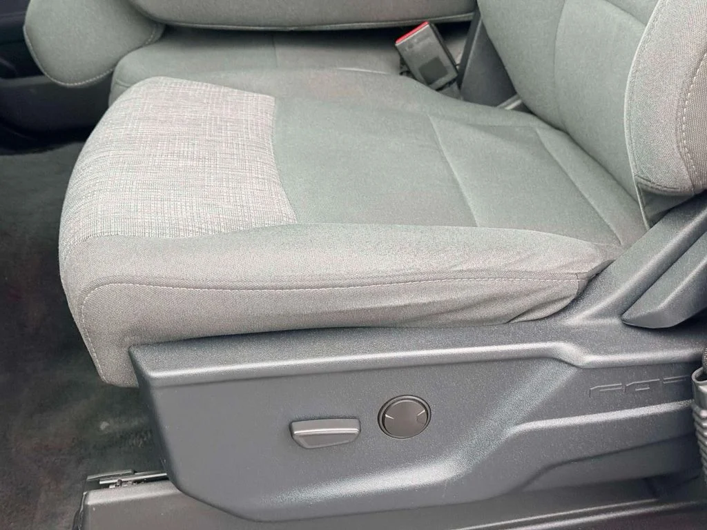 Used 2023 White Ford XLT image 14
