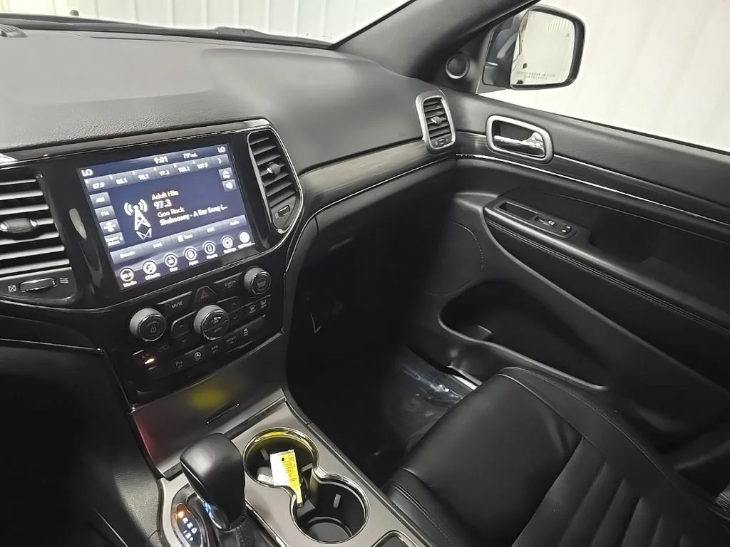 Used 2021 Red Jeep Limited X image 29