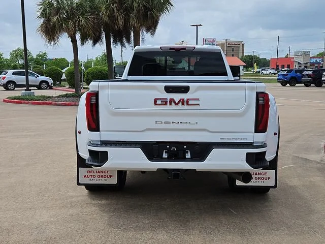 2026 GMC Sierra 3500HD Denali - Photo 6